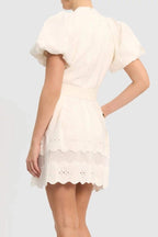 Miranda - Minikleid mit besticktem V-Ausschnitt