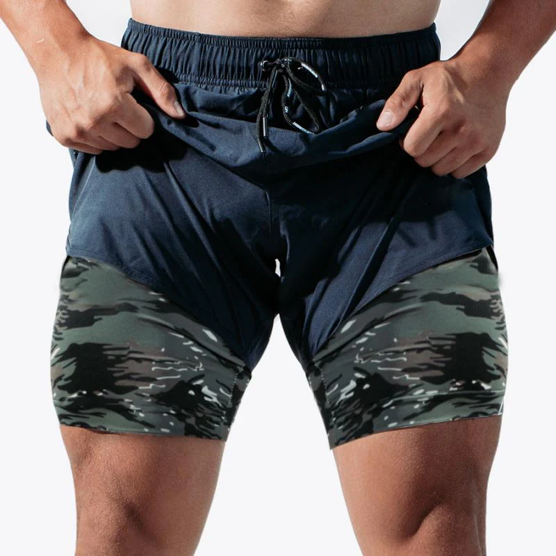 Peak Performance 2-in-1-Kompressions-Shorts