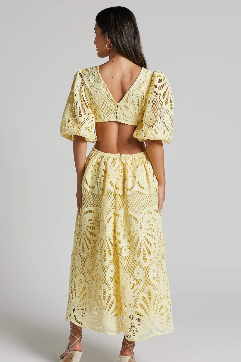 Sandra - Midikleid mit bestickter Spitze und Cut-Outs