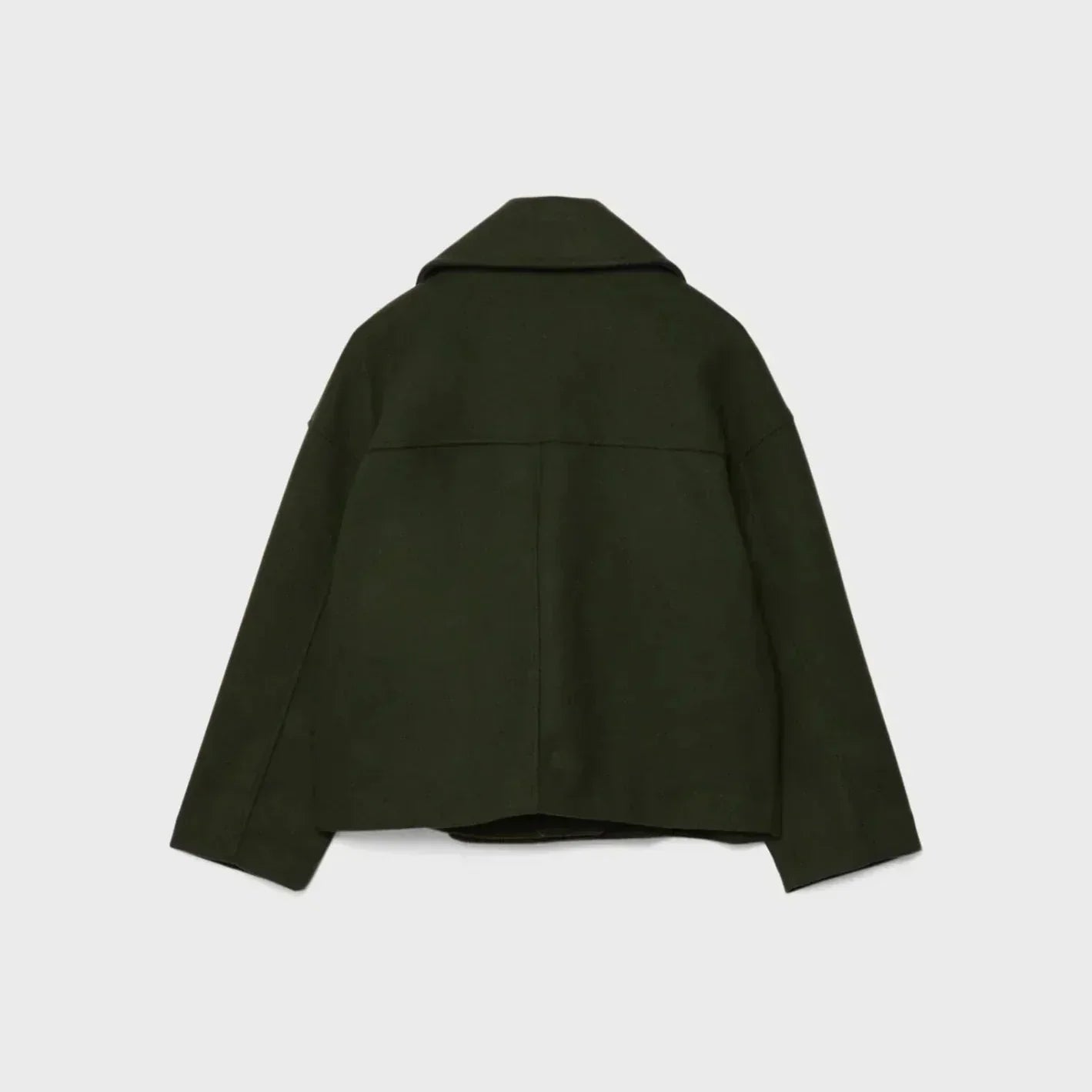 Kurze Damen-Wolljacke mit doppelreihigen Knöpfen - Heidi