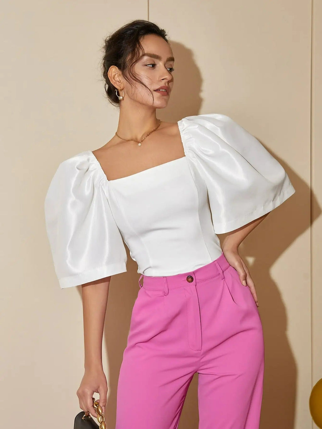 Johanna - Elegantes Top mit Laternenärmeln und quadratischem Kragen