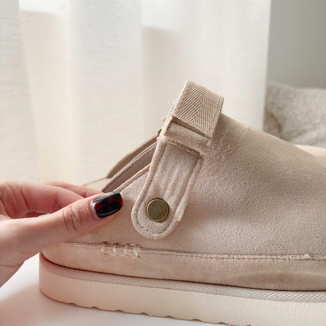 Damen Clogs aus Wildleder verstellbarer Riemen - Mia